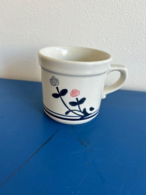 Vintage Floral Mug Supply